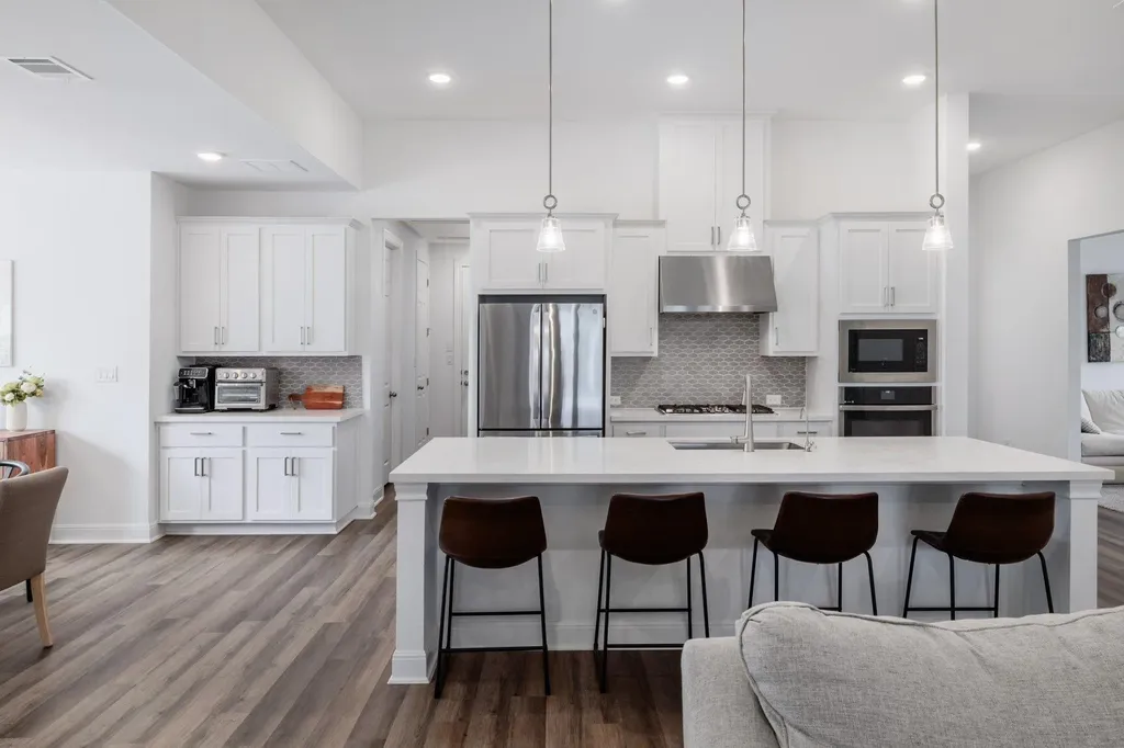 5705 Navajo Draw Lane Austin TX 78738