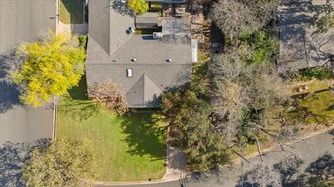 8713 Azalea Trail Austin TX 78759