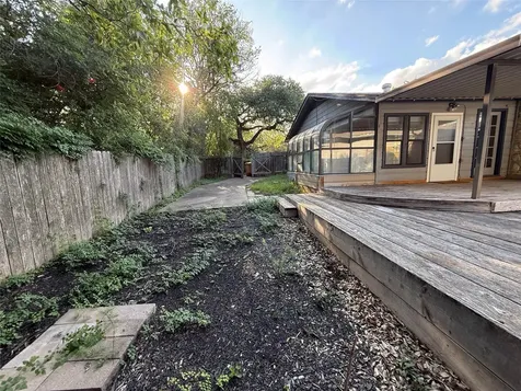 8713 Azalea Trail Austin TX 78759