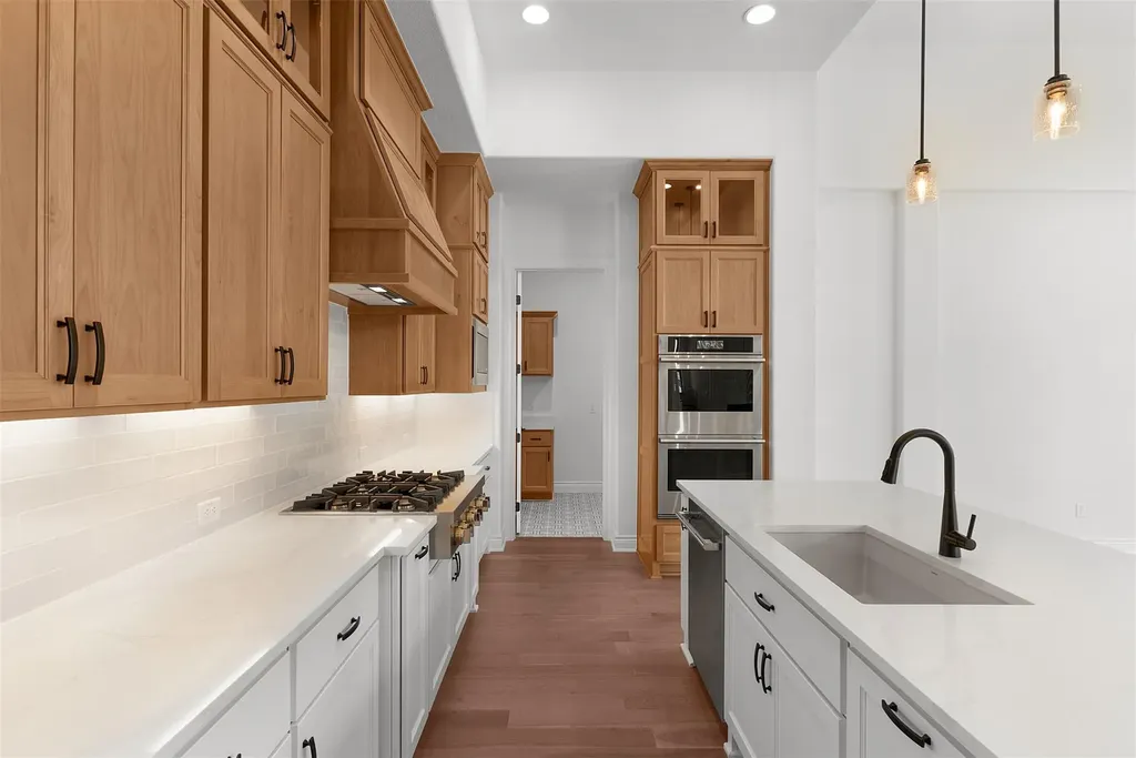 100 Sunny Bell Court Georgetown TX 78628