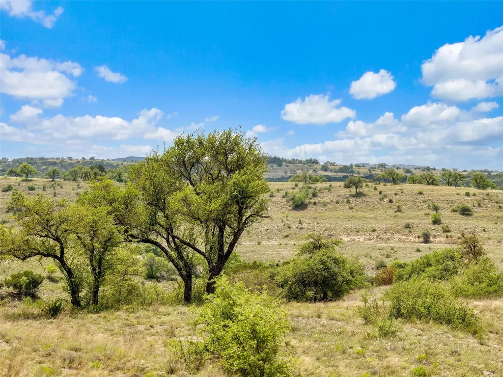 7418 Spiro Trail Austin TX 78738