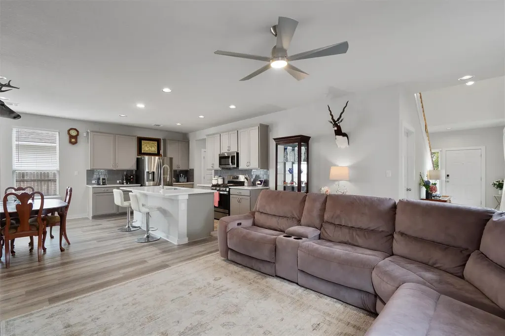 64 Bent Trail Lane Georgetown TX 78628