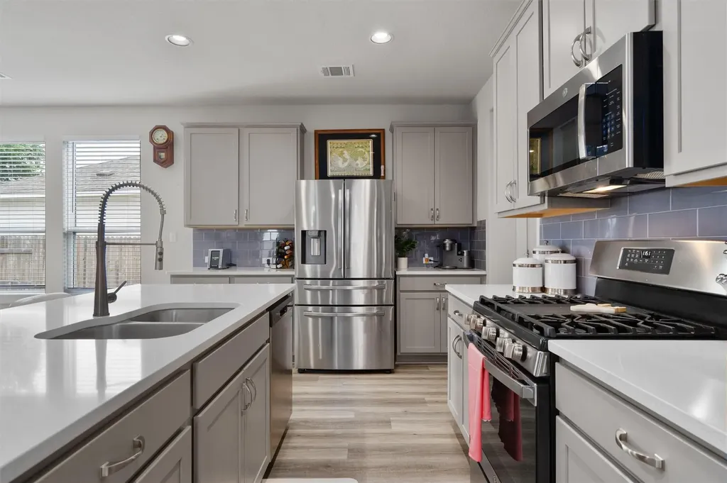 64 Bent Trail Lane Georgetown TX 78628