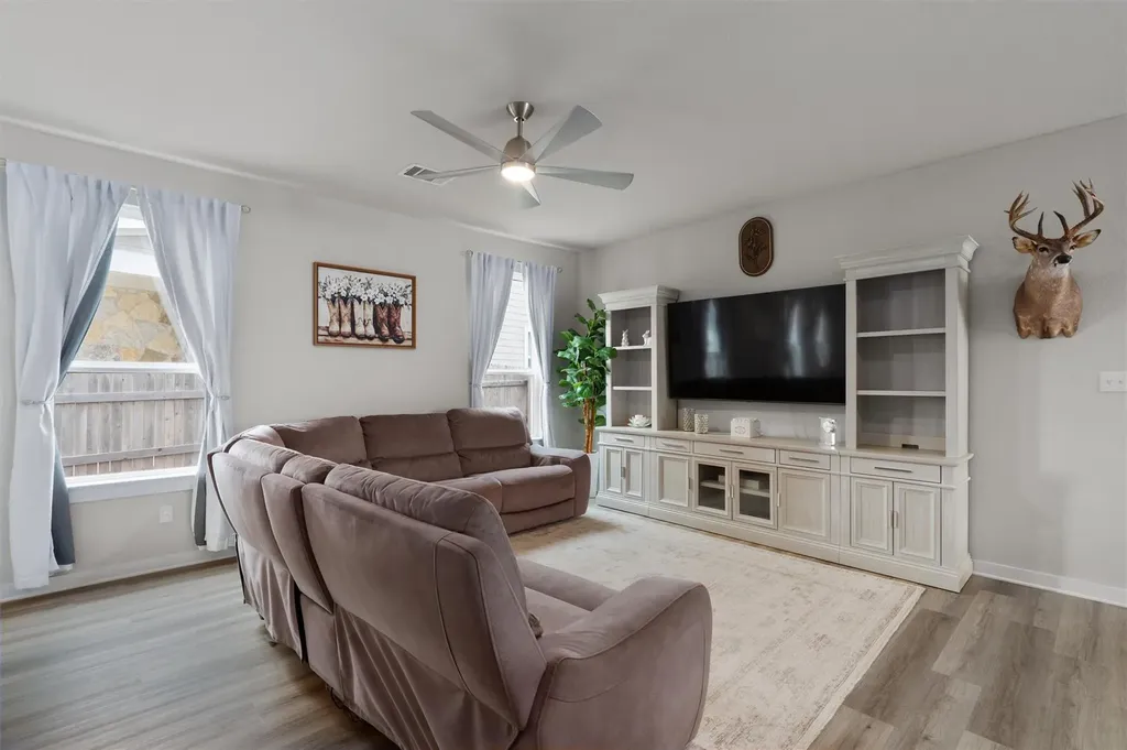 64 Bent Trail Lane Georgetown TX 78628