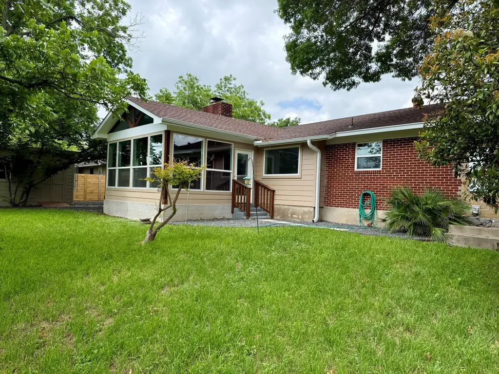 11507 Oak Trail Austin TX 78753