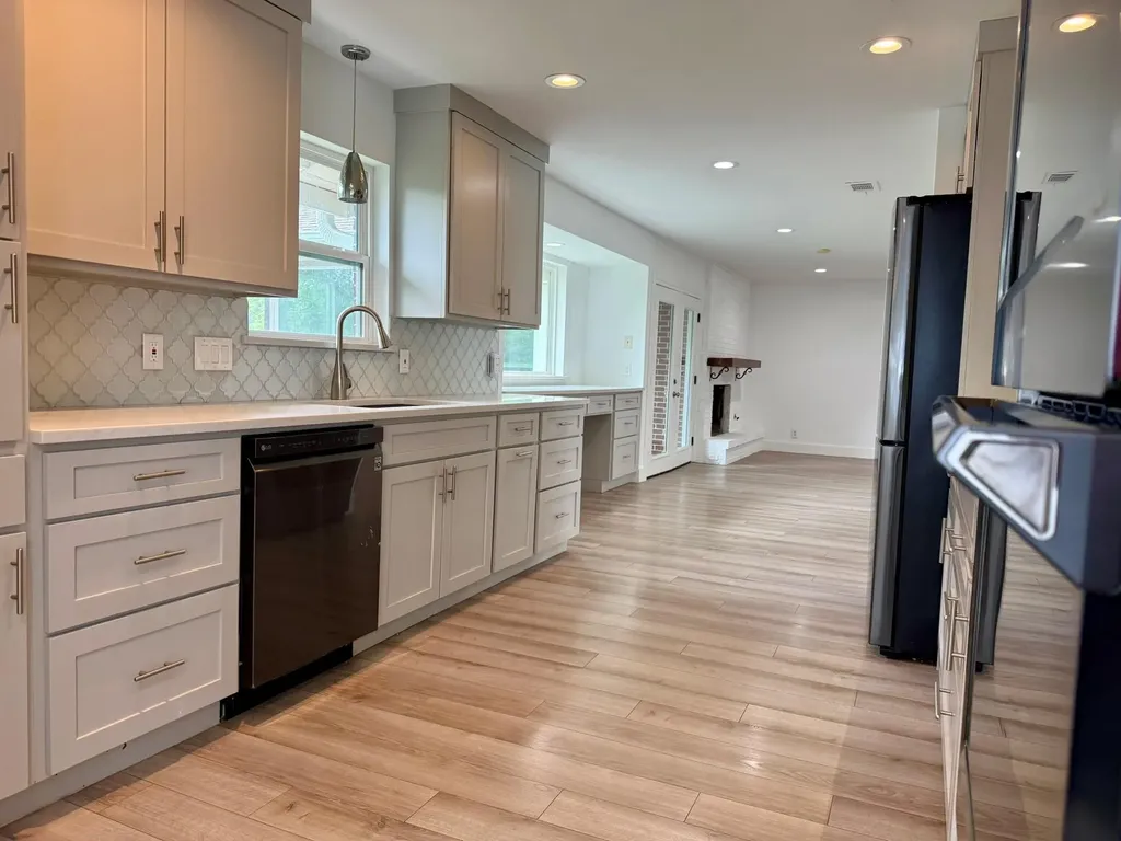 11507 Oak Trail Austin TX 78753