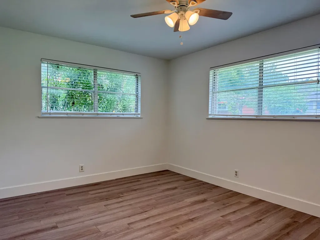 11507 Oak Trail Austin TX 78753