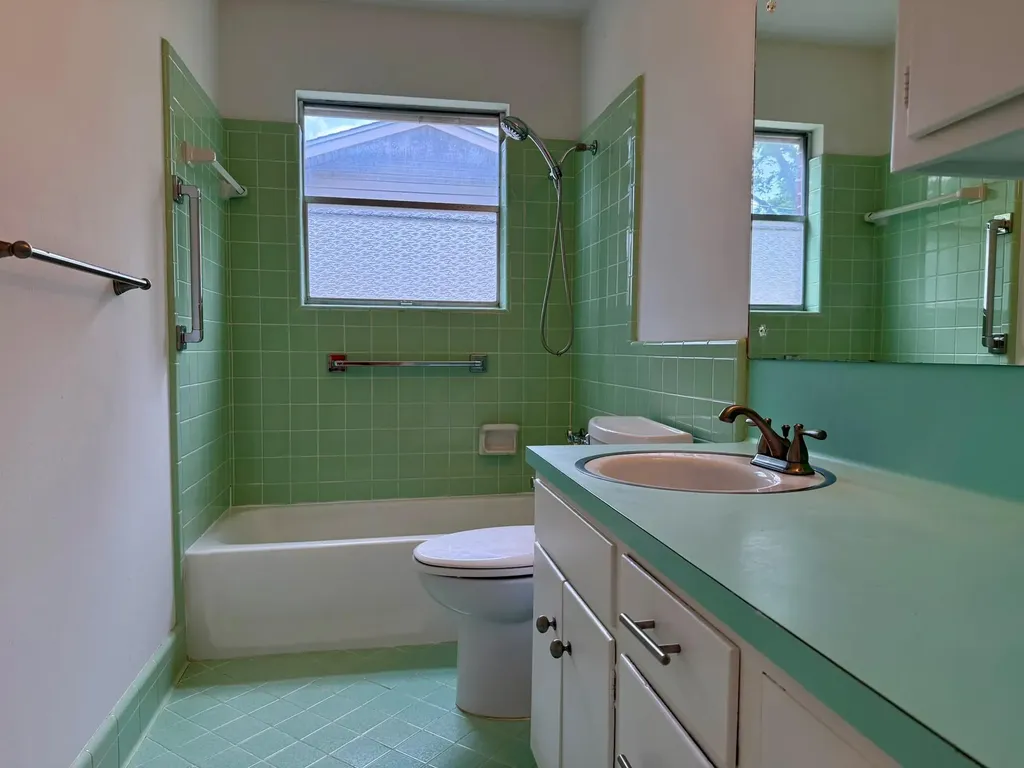 11507 Oak Trail Austin TX 78753
