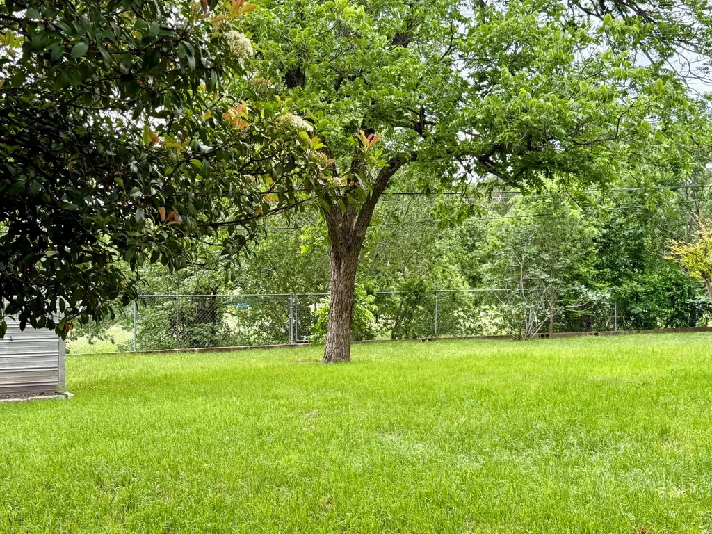 11507 Oak Trail Austin TX 78753