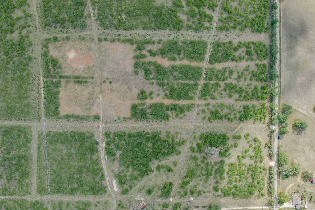Tbd Lot 2 Young Lane Lockhart TX 78662
