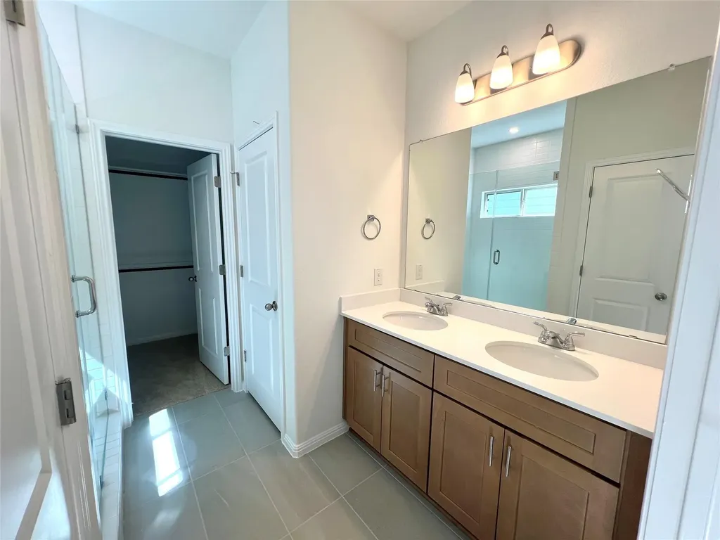 141 White Horses Drive Kyle TX 78640