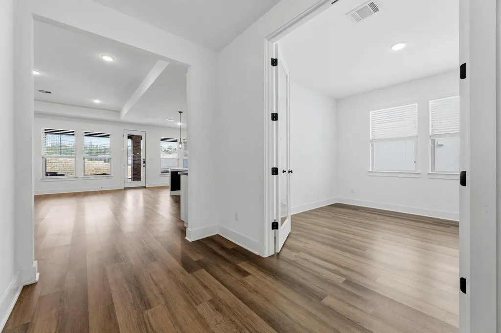 1404 Castalo Lane Leander TX 78641