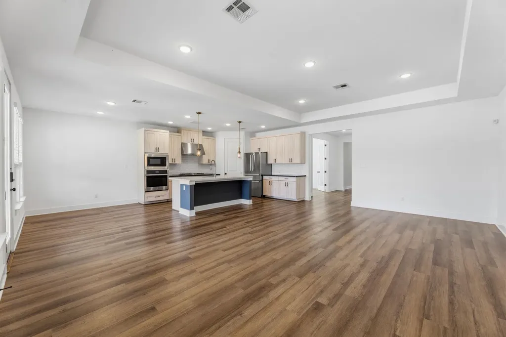 1404 Castalo Lane Leander TX 78641