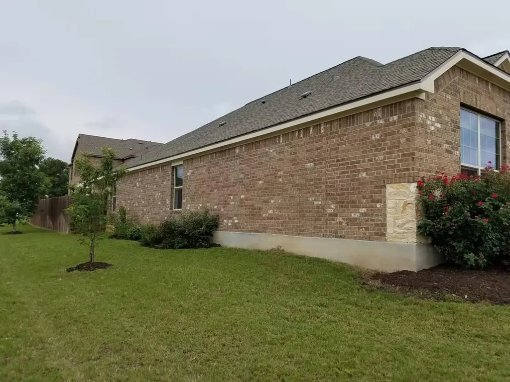 2001 Suzanne Kelli Drive Leander TX 78641