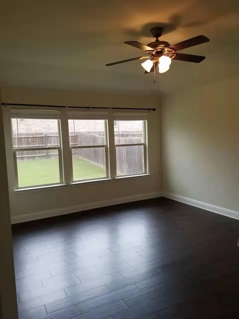 2001 Suzanne Kelli Drive Leander TX 78641