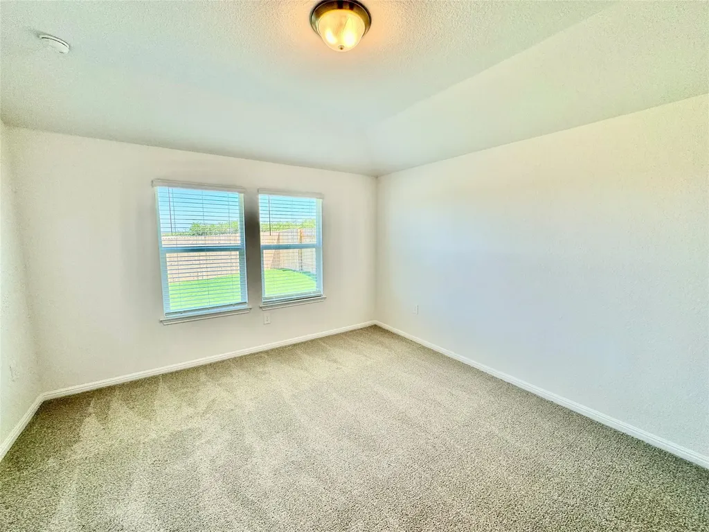 5012 Stockton Lane Del Valle TX 78617