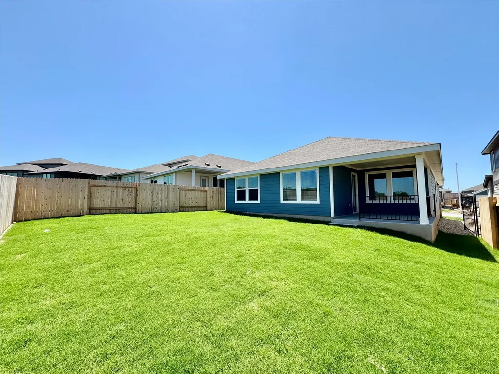 5012 Stockton Lane Del Valle TX 78617