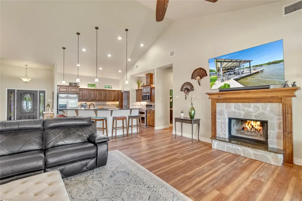 124 Riverbend Lane Kingsland TX 78639