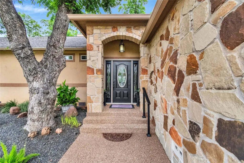 124 Riverbend Lane Kingsland TX 78639