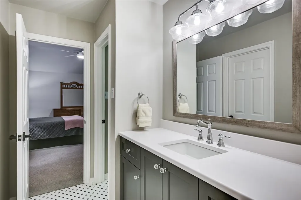 504 Saddlehorn Drive Dripping Springs TX 78620