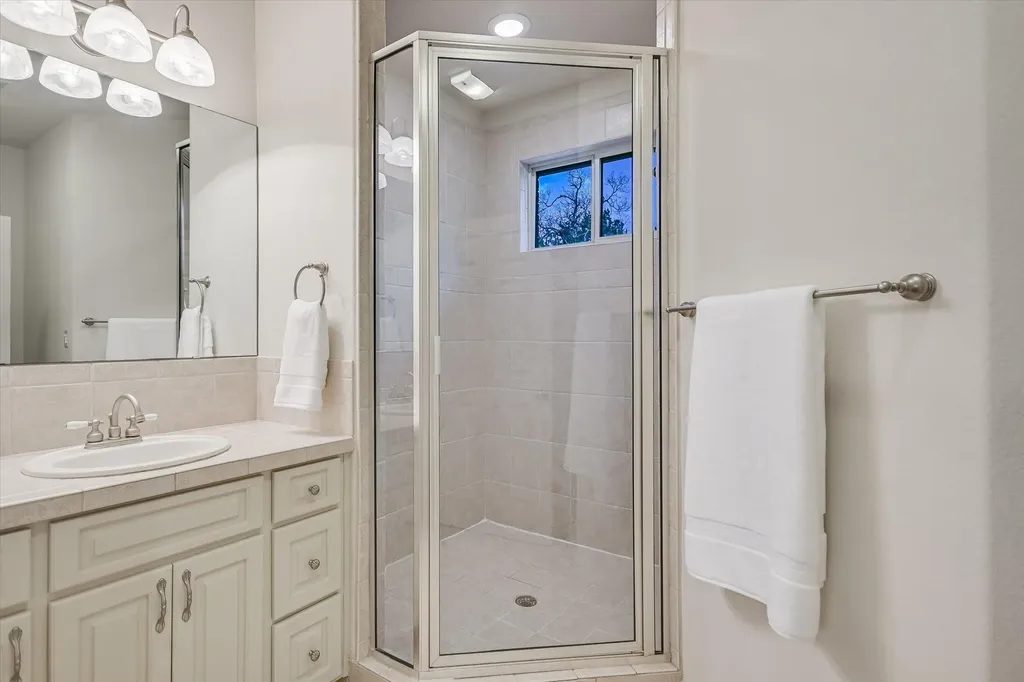 504 Saddlehorn Drive Dripping Springs TX 78620