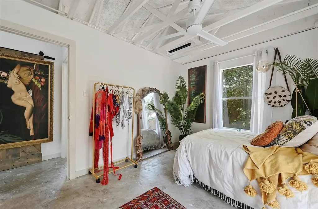 6118 Atwood Street Austin TX 78741