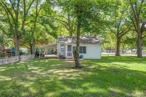 508 Turney Street Smithville TX 78957