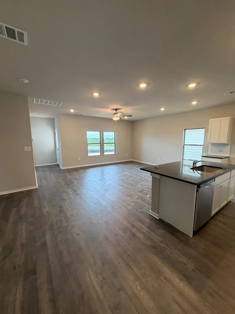 25537 Flora Bella Lane Elgin TX 78621