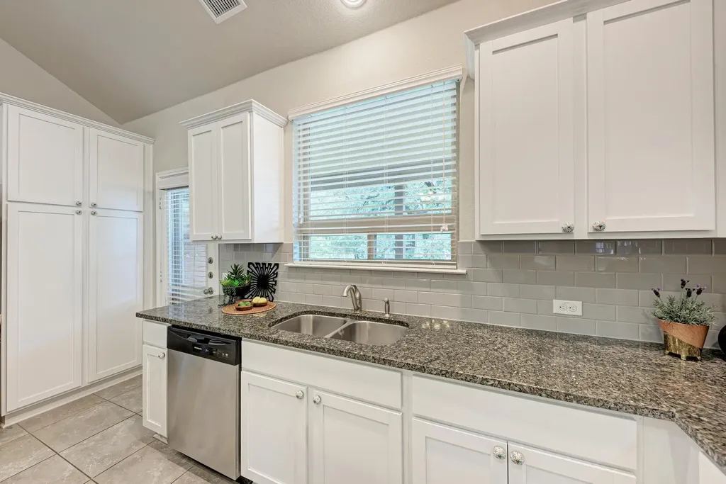 2625 Bowen Street Leander TX 78641