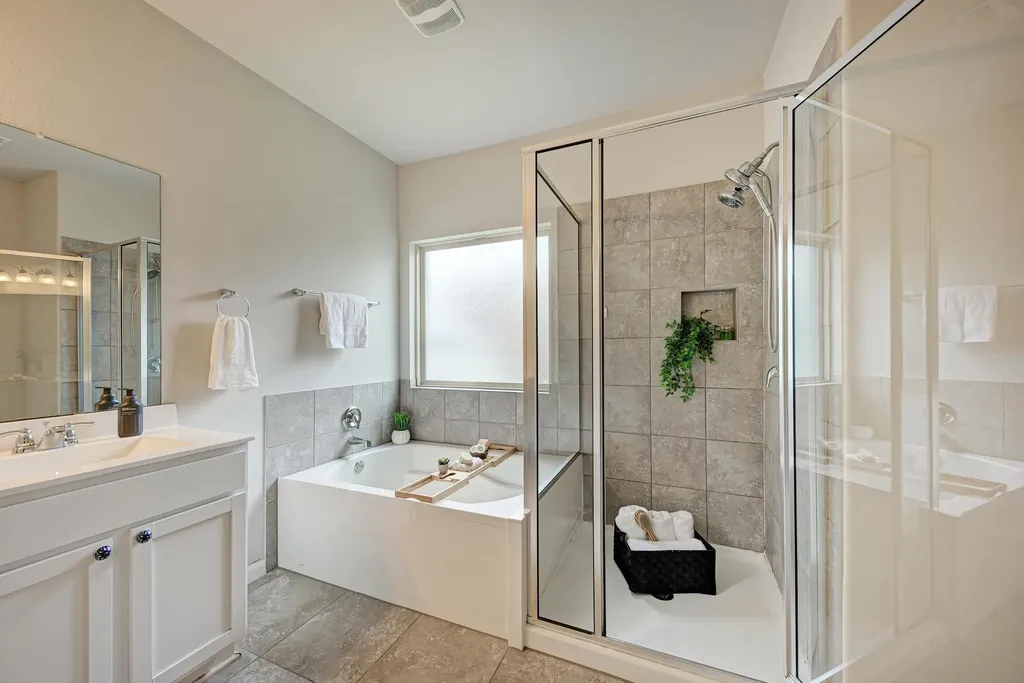 2625 Bowen Street Leander TX 78641
