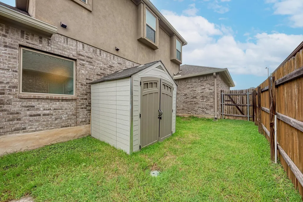 2625 Bowen Street Leander TX 78641