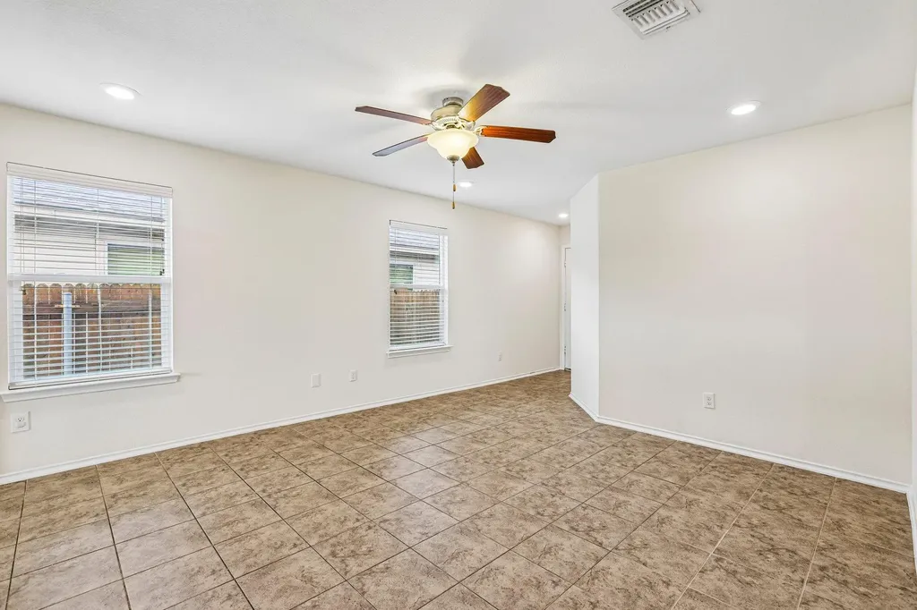 13637 Abraham Lincoln Street Manor TX 78653