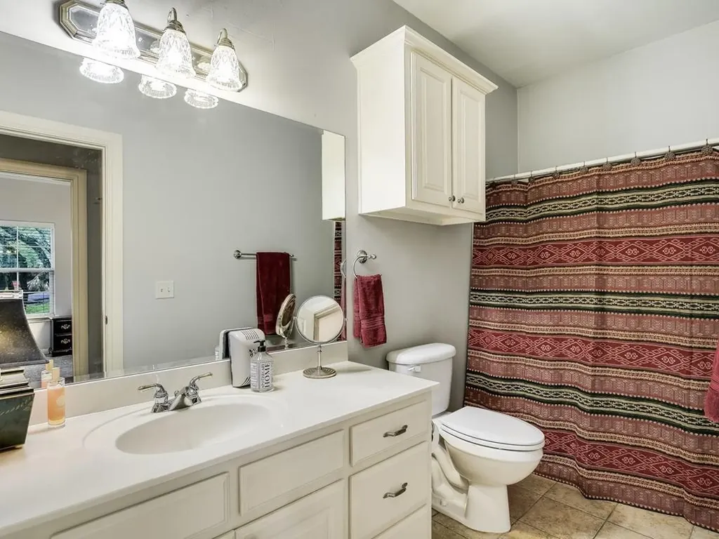 400 Bedford Drive Spicewood TX 78669