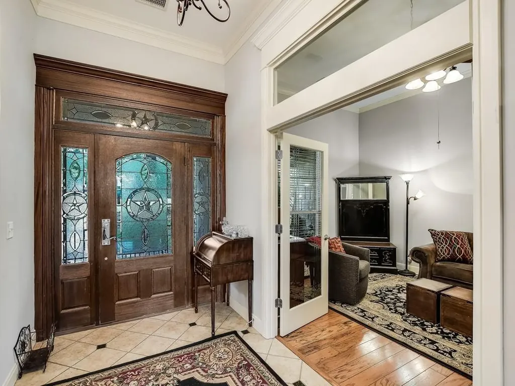 400 Bedford Drive Spicewood TX 78669