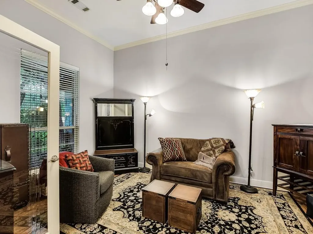 400 Bedford Drive Spicewood TX 78669