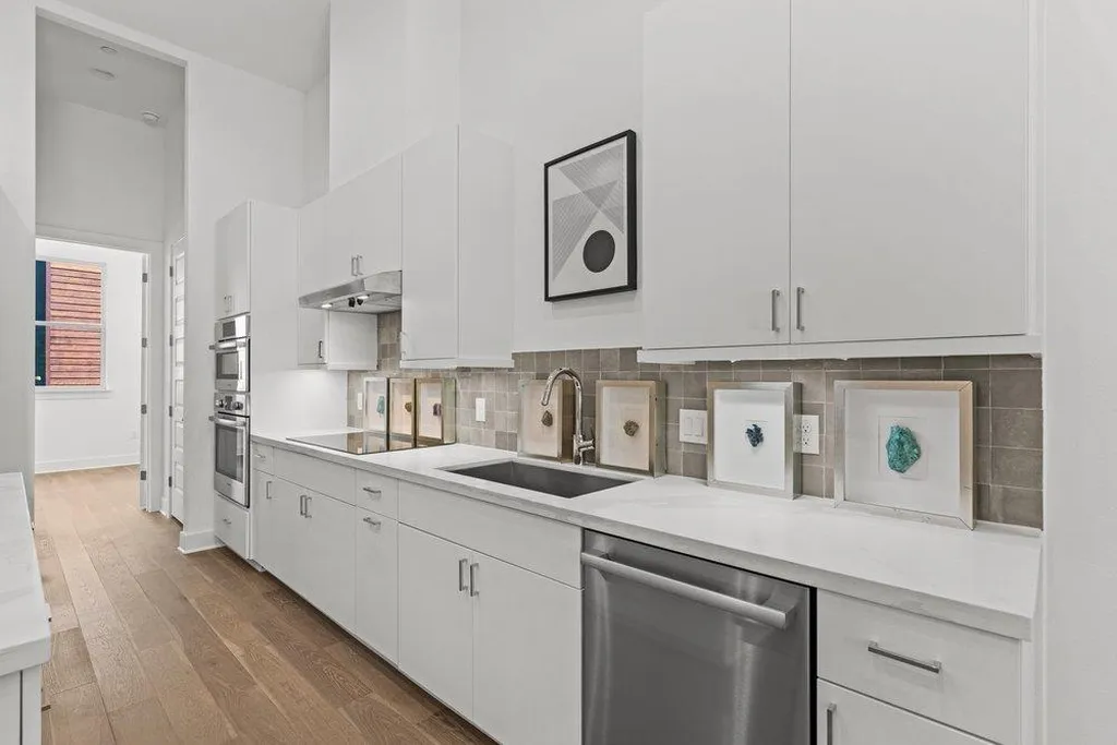 2505 Bluebonnet Avenue Austin TX 78704