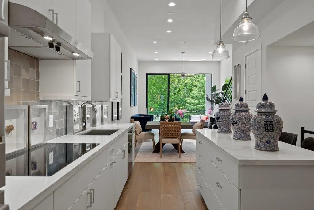 2505 Bluebonnet Avenue Austin TX 78704
