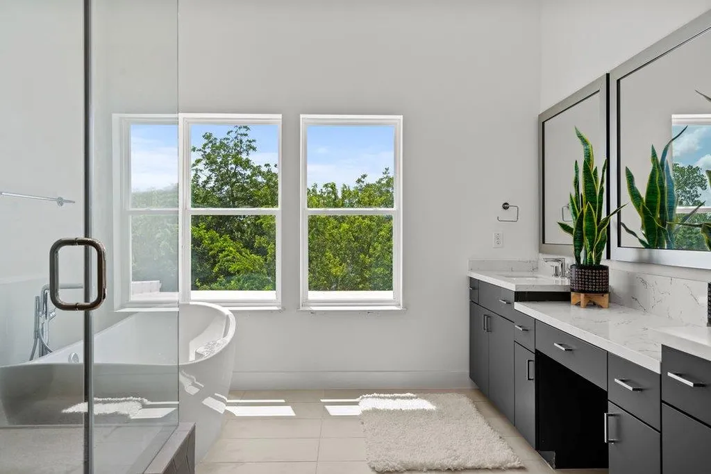 2505 Bluebonnet Avenue Austin TX 78704