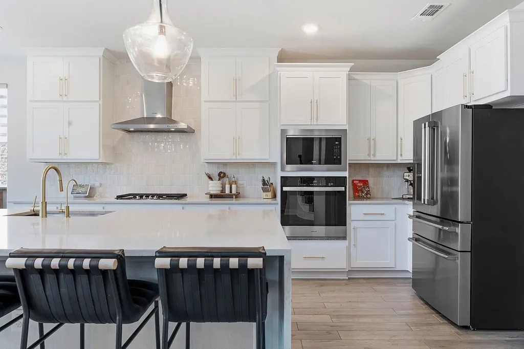 212 Barnstorm Lane Georgetown TX 78633