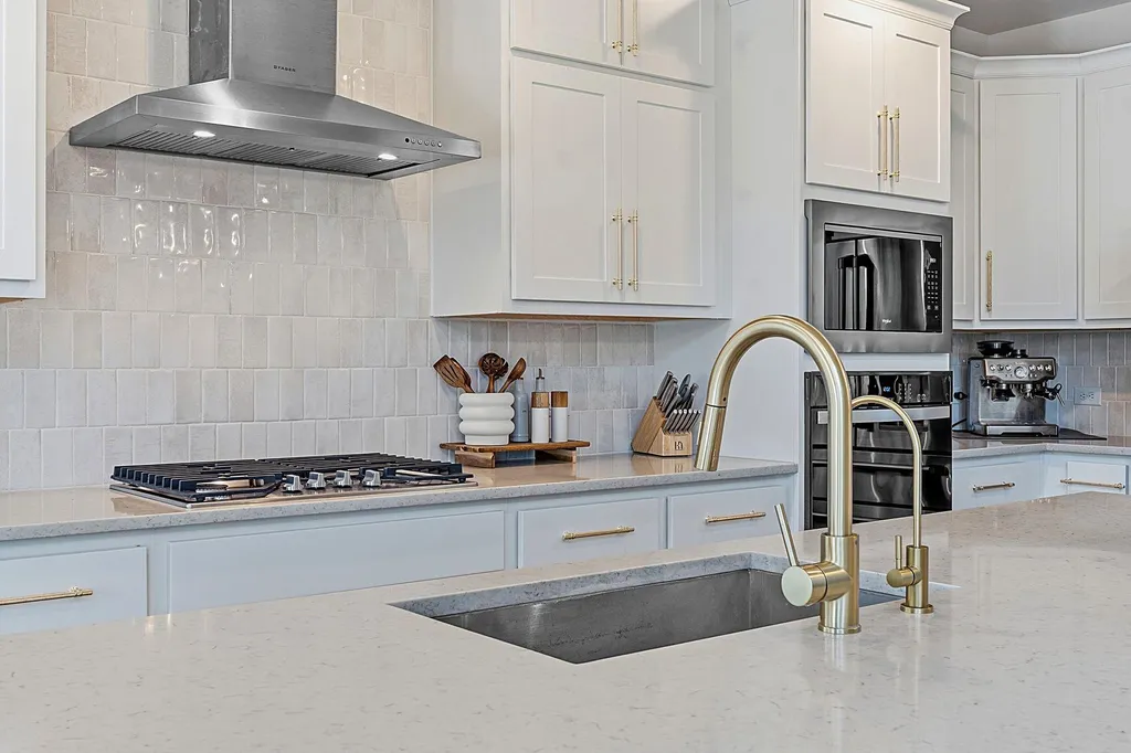 212 Barnstorm Lane Georgetown TX 78633