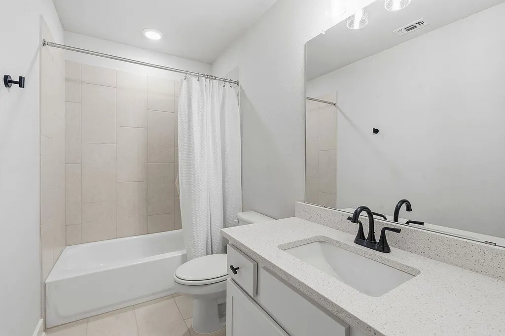 212 Barnstorm Lane Georgetown TX 78633