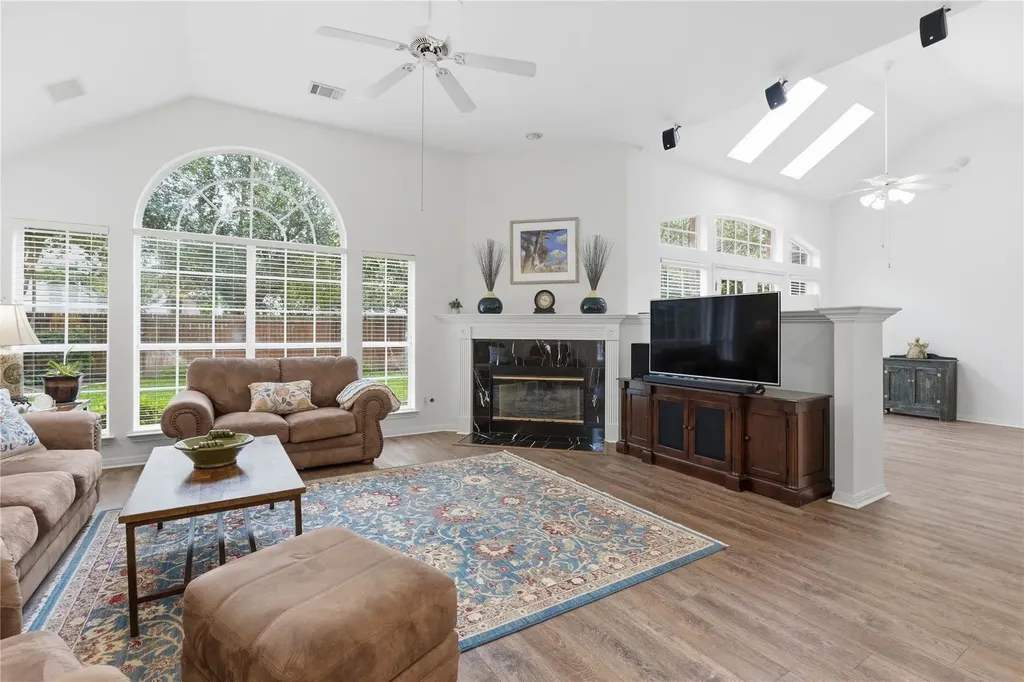 5701 Trelawney Lane Austin TX 78739