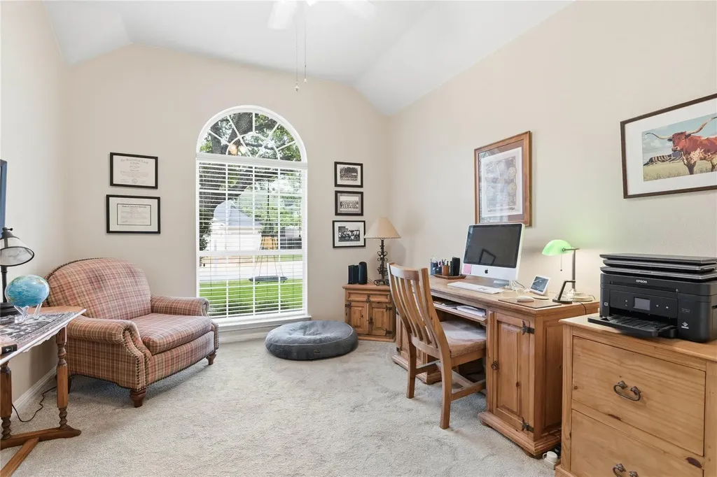 5701 Trelawney Lane Austin TX 78739
