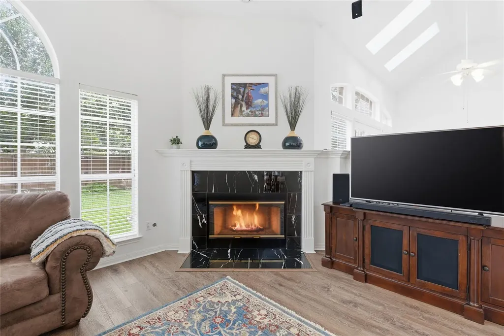 5701 Trelawney Lane Austin TX 78739