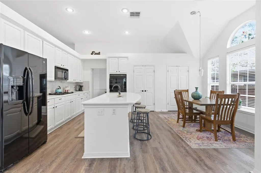 5701 Trelawney Lane Austin TX 78739