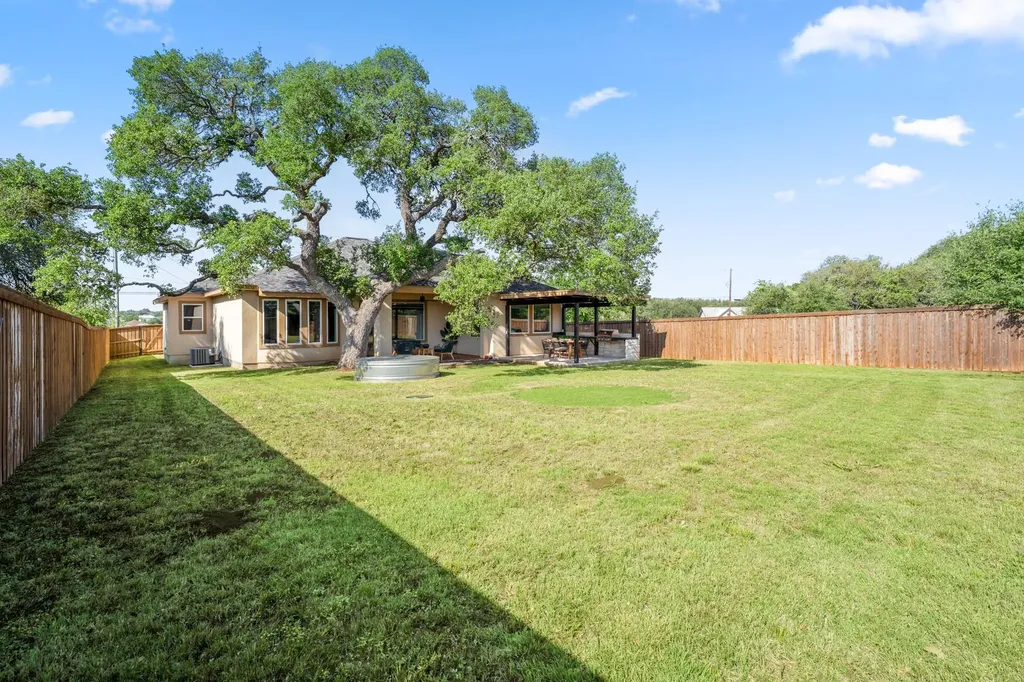 128 Hiram Cook Blanco TX 78606
