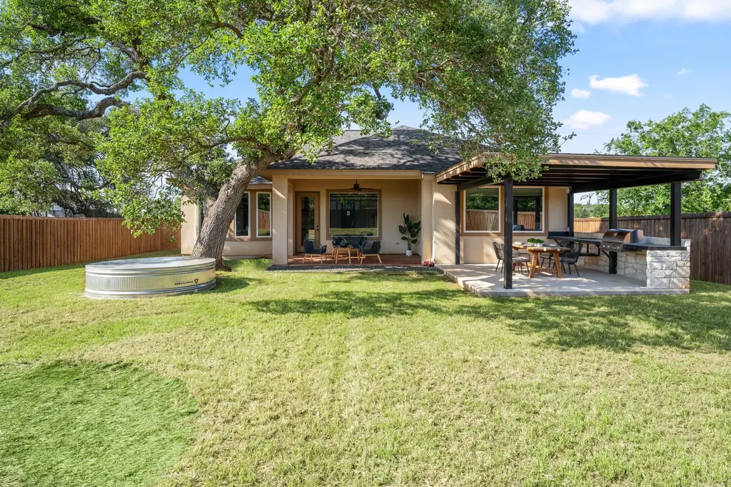 128 Hiram Cook Blanco TX 78606