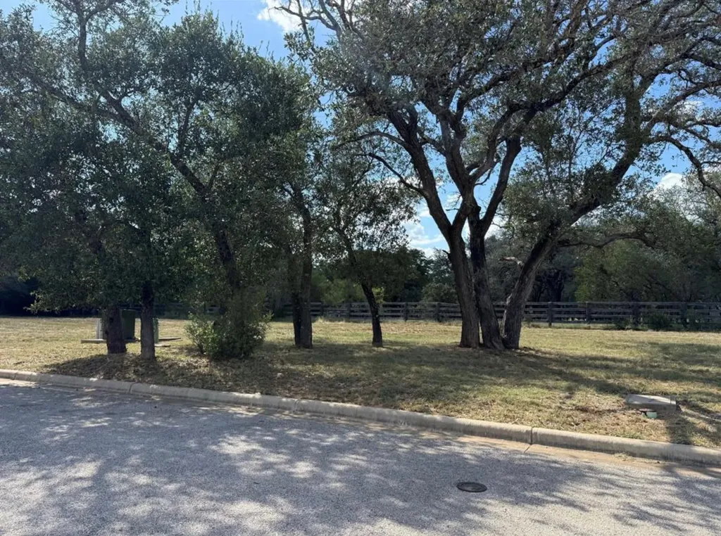 0 Bruin Drive Spicewood TX 78669