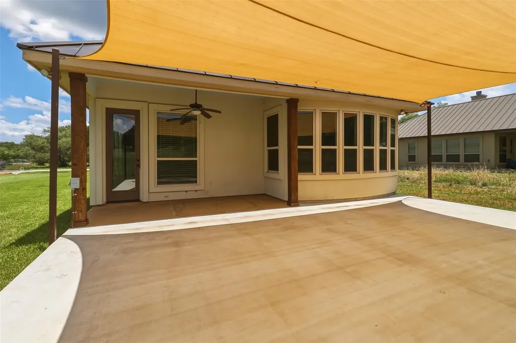 340 Sun Ray Horseshoe Bay TX 78657