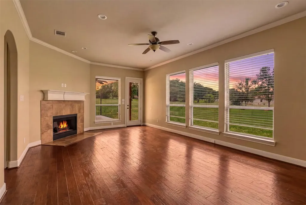 340 Sun Ray Horseshoe Bay TX 78657